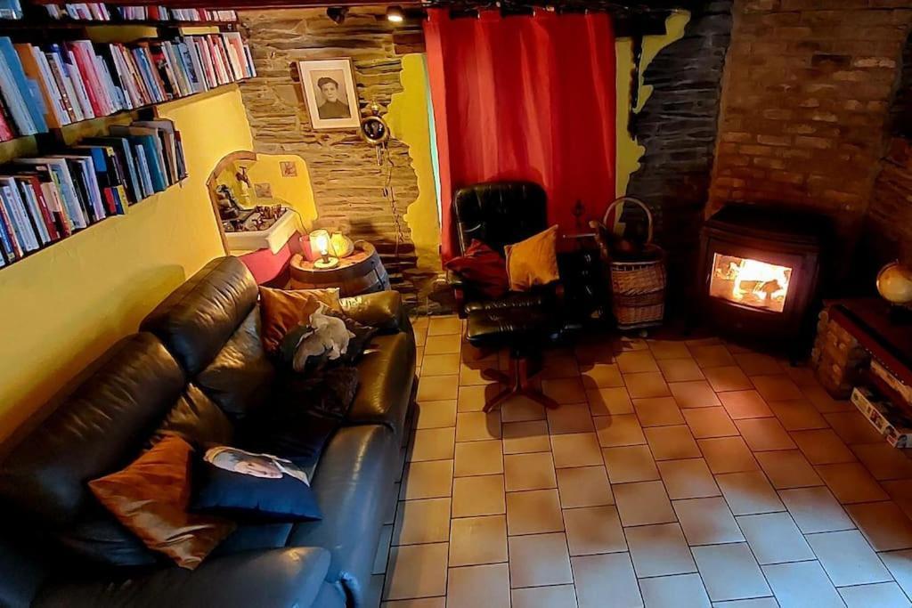 L'Ardoisiere: Jolie Maison Ardennaise. Villa Alle Eksteriør bilde